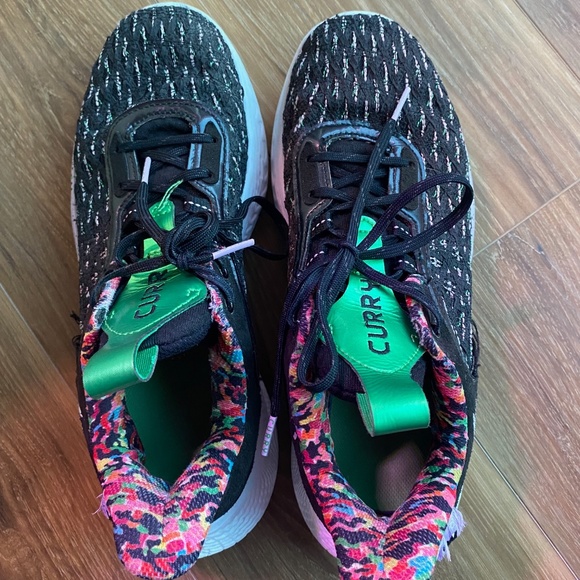 Curry 9 Sesame Street